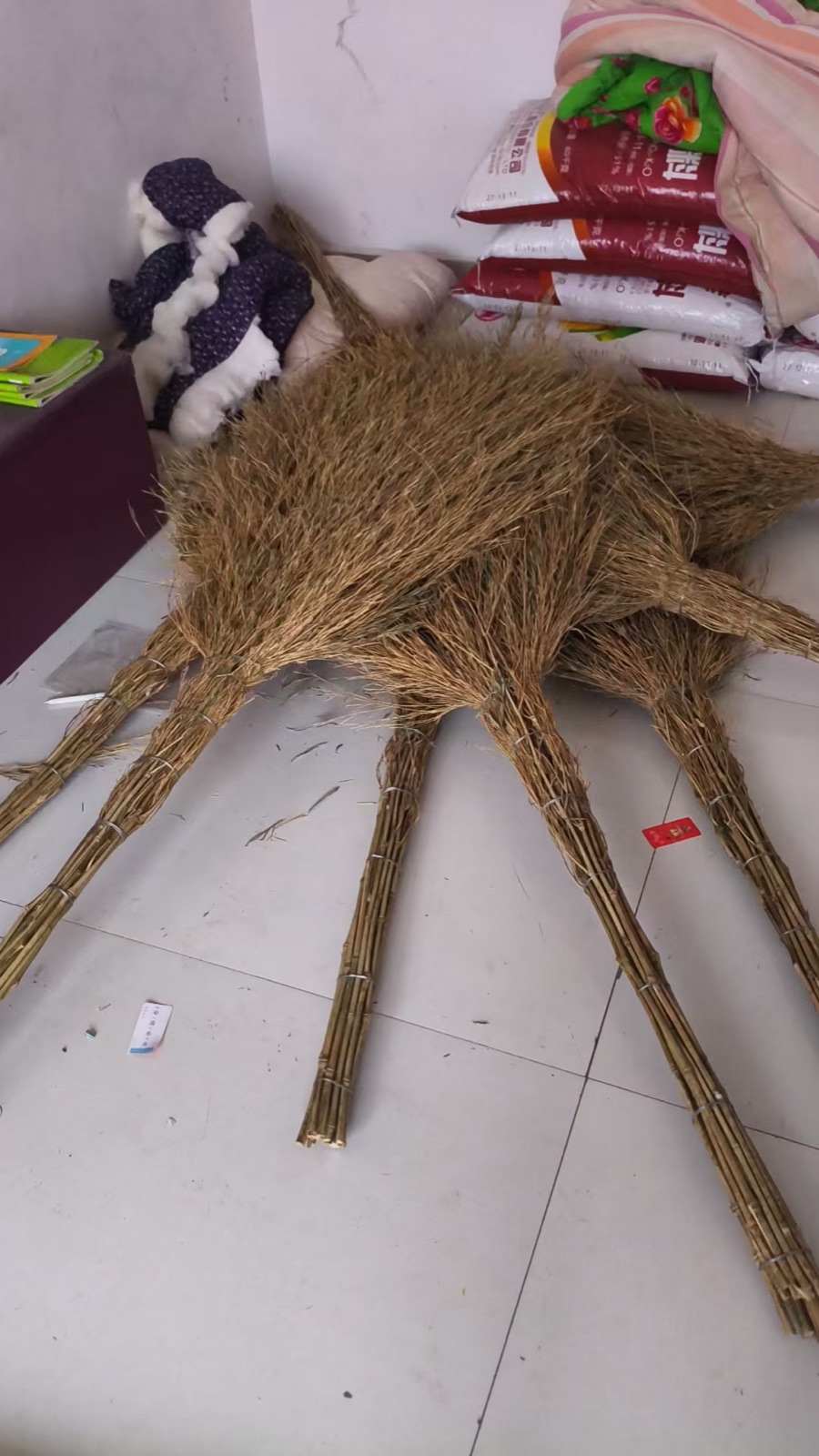 Bamboo yard broom